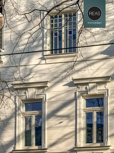 Provisionsfrei: Traumhaftes Stadthaus mit Garten in Gersthofer Bestlage!