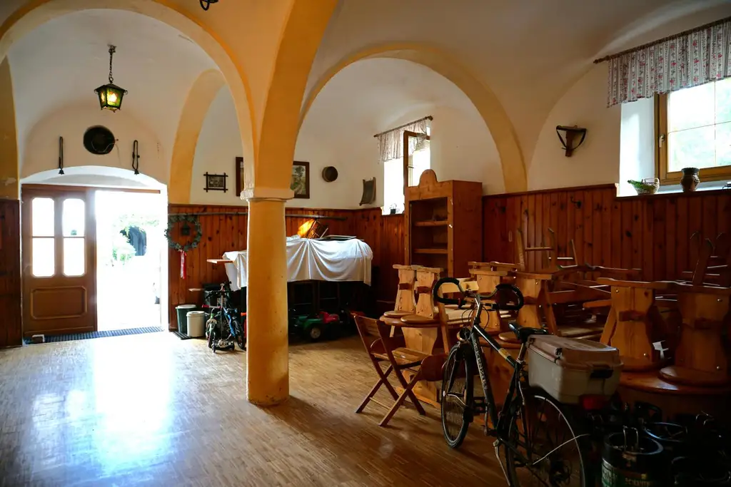 Großzügiges Objekt mit vielfältigen Nutzungsmöglichkeiten - Ca. 100m2