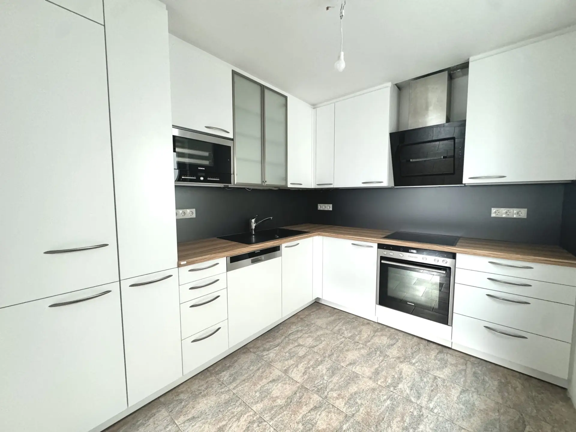 20250325_145112369_iOS