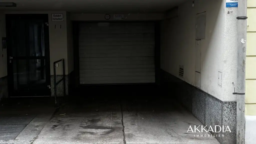 Tiefgaragenstellplatz zur Miete