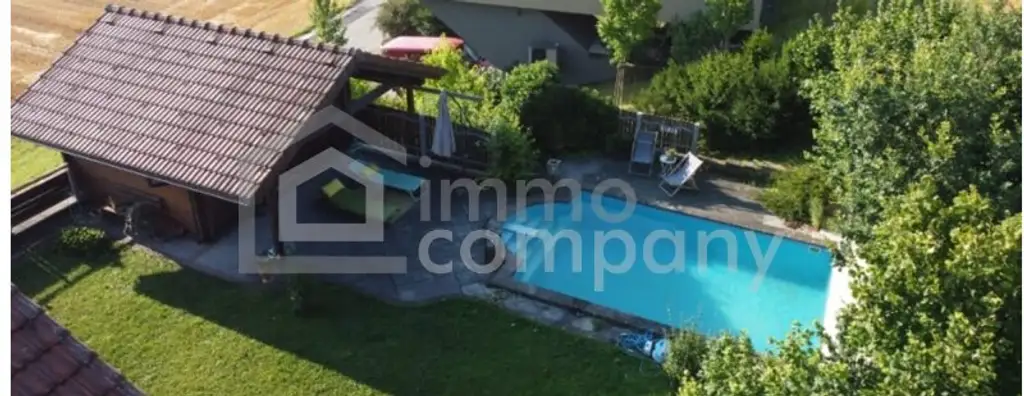 Wohnhaus Timelkam mit Gartenhaus, Pool, Sauna und Homeoffice, top gepflegt!