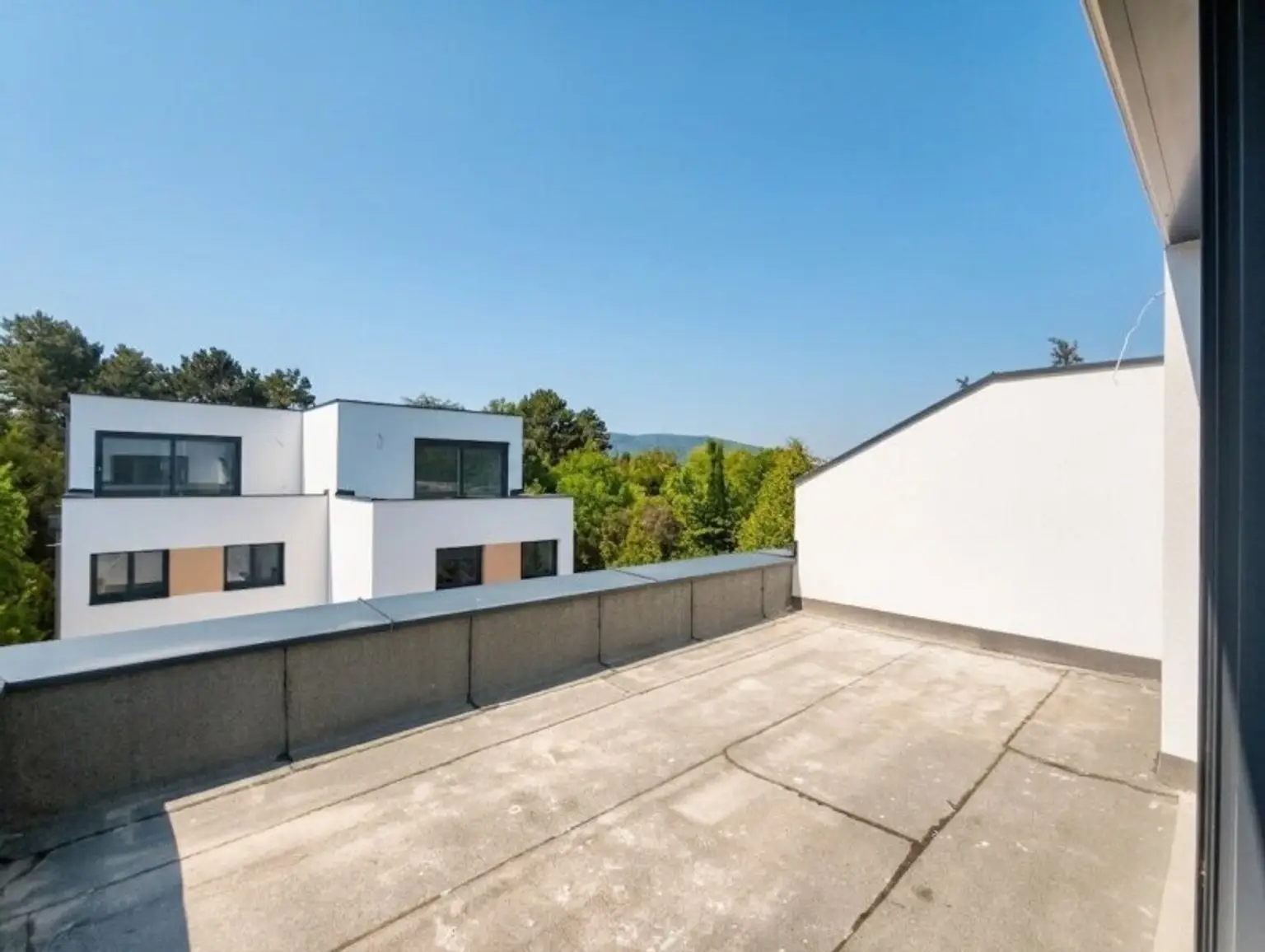 Traumhafte Ruhelage - Hochwertige Doppelhaushälfte mit 5 Zimmer + Keller - Eigengrund - Belags- oder Schlüsselfertig