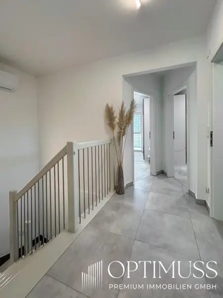 EXKLUSIVES ,MODERNES WOHNEN IM 4 ZIMMER EINFAMILIENHAUS IN STRASSHOF AN DER NORDBAHN !!!