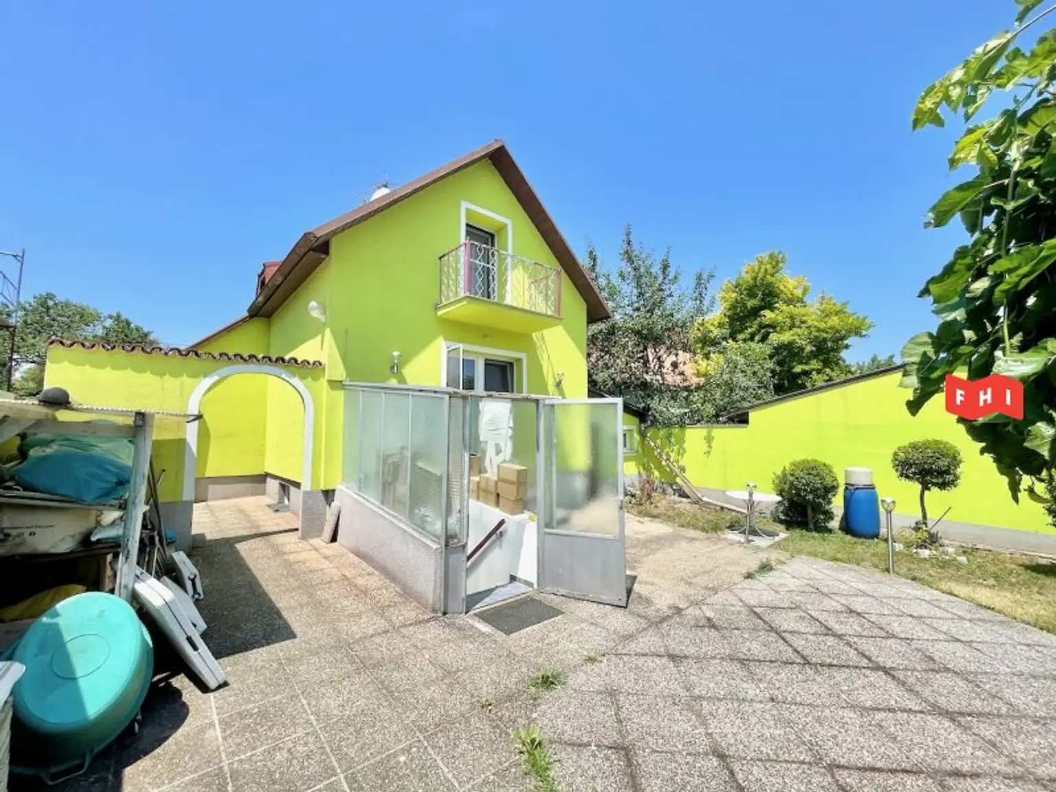 Erweiterbares 4 Zimmer Einfamilienhaus mit Garage, Pool & Gartenhaus