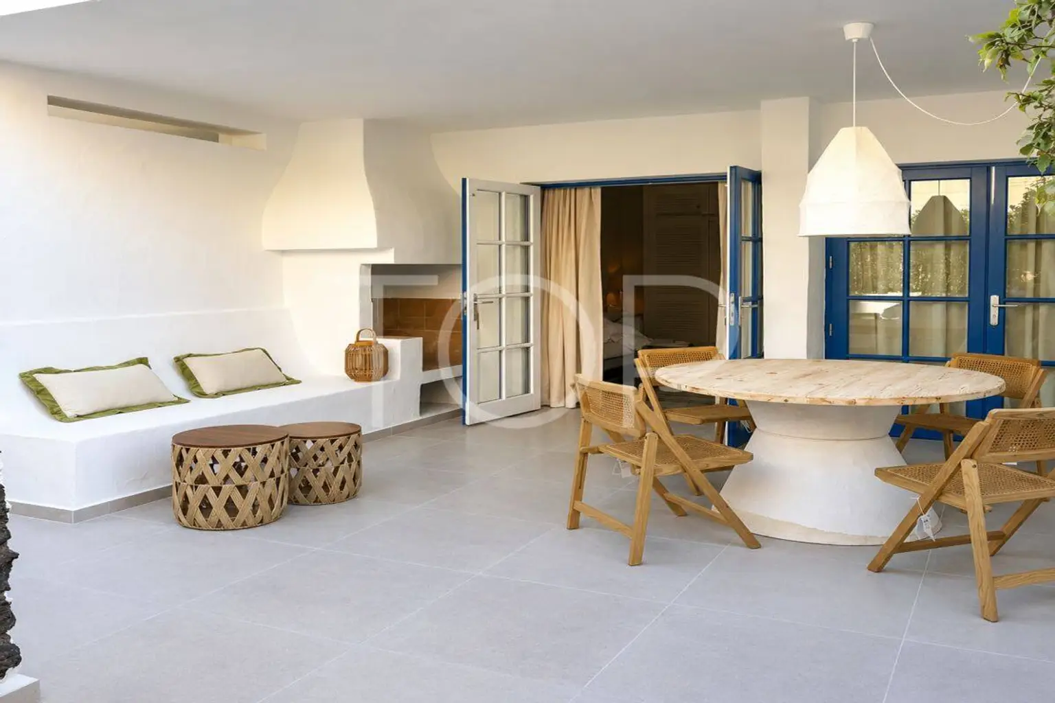 Elegant renovated apartment with terrace near the sea in Costa Adeje