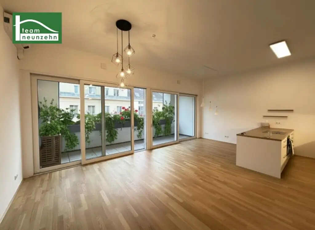 Traumhafte Wohnung in Ruhelage mit 2 Terrassen, Klimaanlage und hochwertiger Ausstattung! Nahe Straßenbahn, S-Bahn und vielen Geschäften!