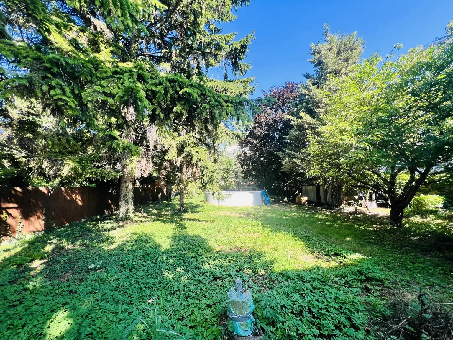 Mehrfamilienhaus mit Garten