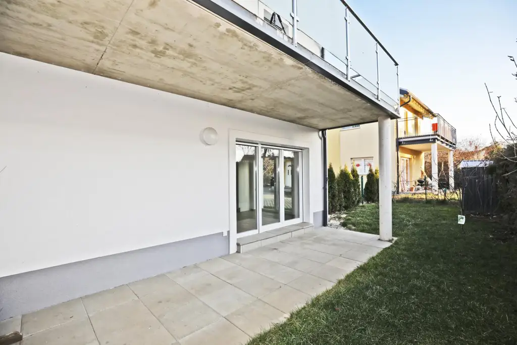 Neuwertige, moderne Doppelhaushälfte zum Verkauf