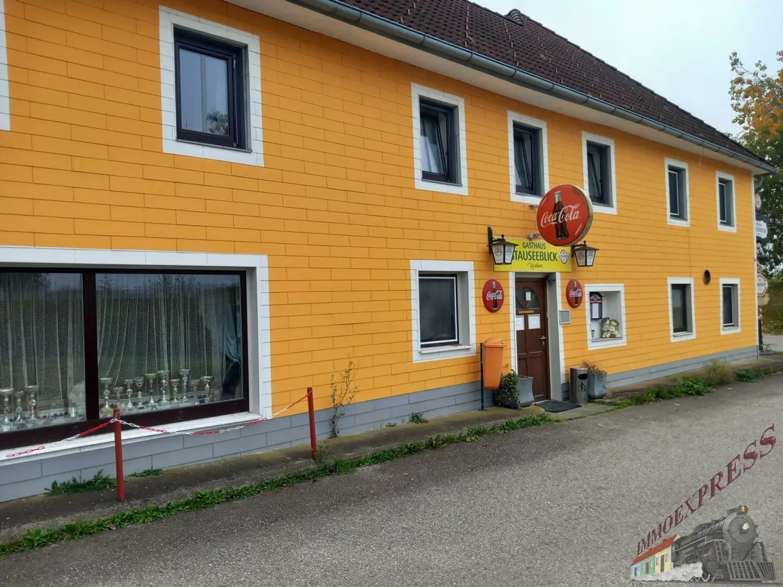 Landgasthaus mit Zimmervermietung, großem Gastgarten und See-Terrasse in Ernsthofen zu verkaufen !