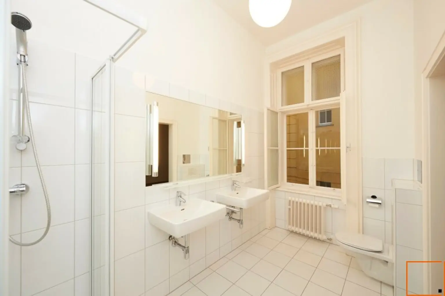 Repräsentative Palaiswohnung beim Theresianum
