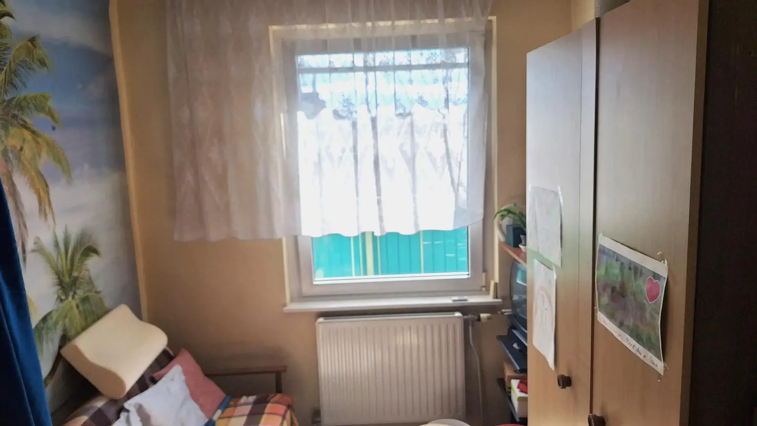 Zentrumsnahe sonnige Dachgeschosswohnung  mit Eckterrasse in Schwechat.