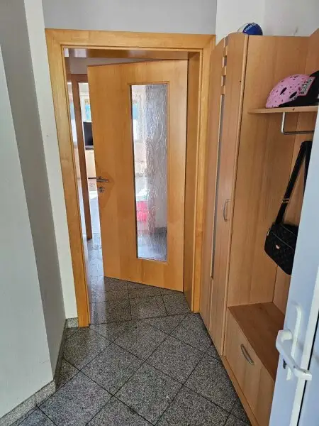 Neuwertiges  Familien Wohnhaus in Feldkirchen / St. Urban : 5 Zimmer, Garten, Balkone, tolle Ausstattung! mit  1 HA LW  Wiese für Tierhaltung