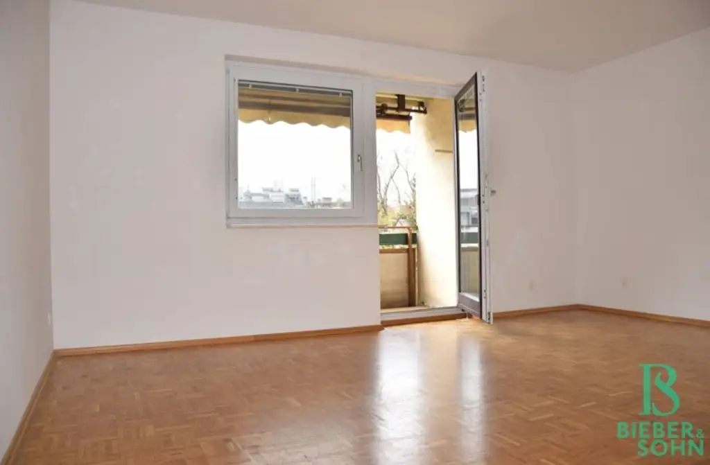 Sonnige Loggia-Wohnung mit Blick ins Grüne