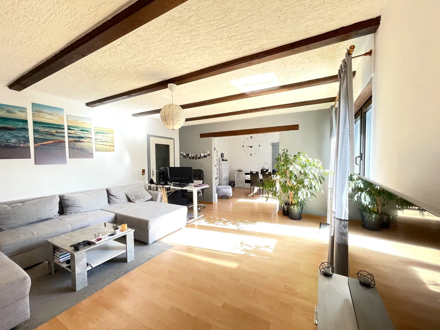 Wohnzimmer (UG)