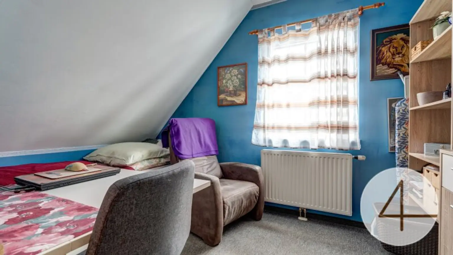 Ihr neues Zuhause: Stilvolles Einfamilienhaus mit Pool in ruhiger Lage