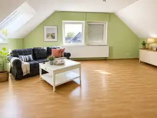 Wohnen - DG