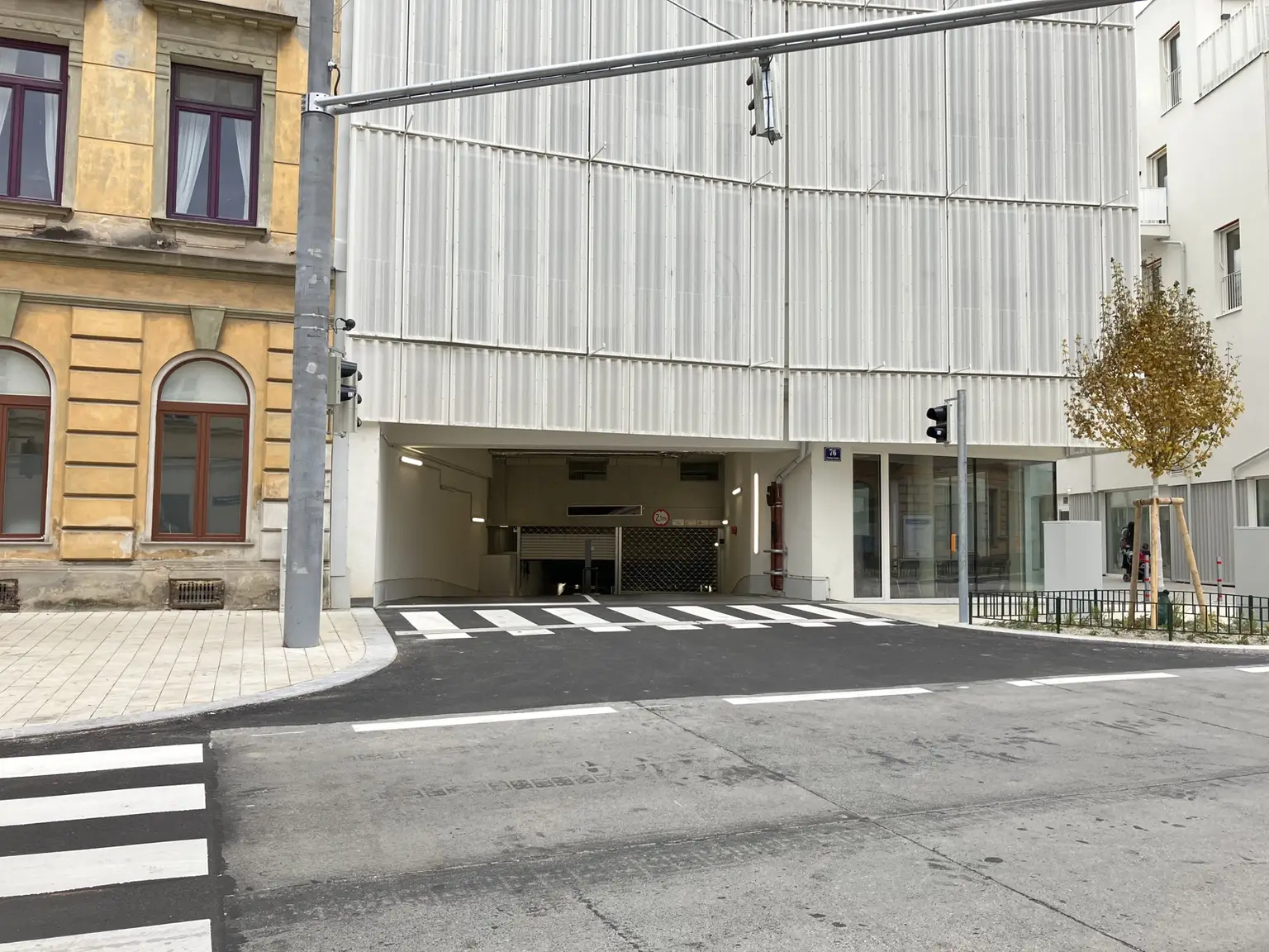 Tiefgaragenplatz nahe U4-Hietzing ab sofort zu verkaufen!
