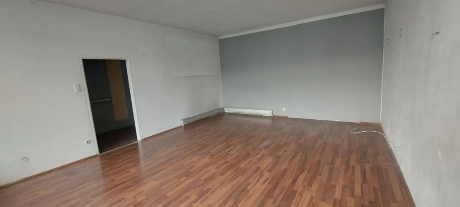 Flexible Gewerbeeinheit in zentraler Lage