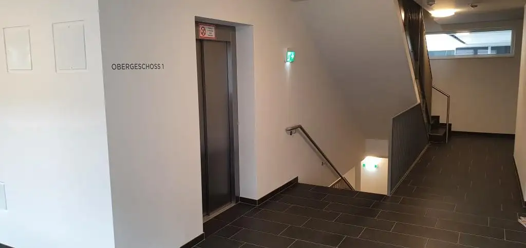 Helle 2 Zimmer Wohnung mit Balkon in der Urfahraner Leonfeldner Straße