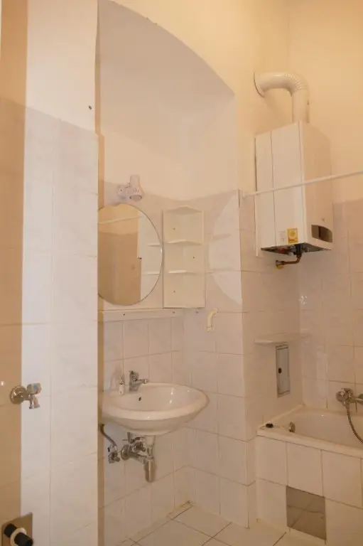 Zentral begehbar, charmante Ideal-Single-Student- Mietwohnung.