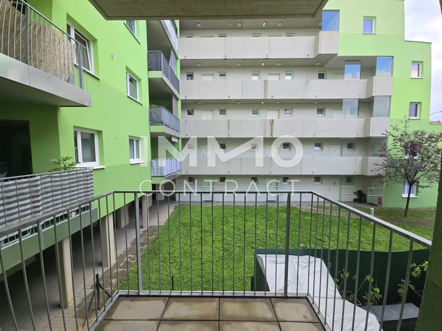 Zentrale, geförderte SINGLE-WOHNUNG mit Balkon-Lazarettgürtel 100 - Top 25