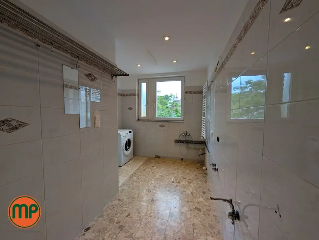 WG Wohnung mit perfekter Anbindung