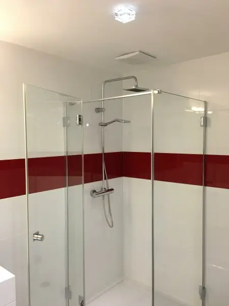 2-Zimmer Wohnung mit Balkon in den grünen Garten! Direkt bei U3 Kendlerstraße!