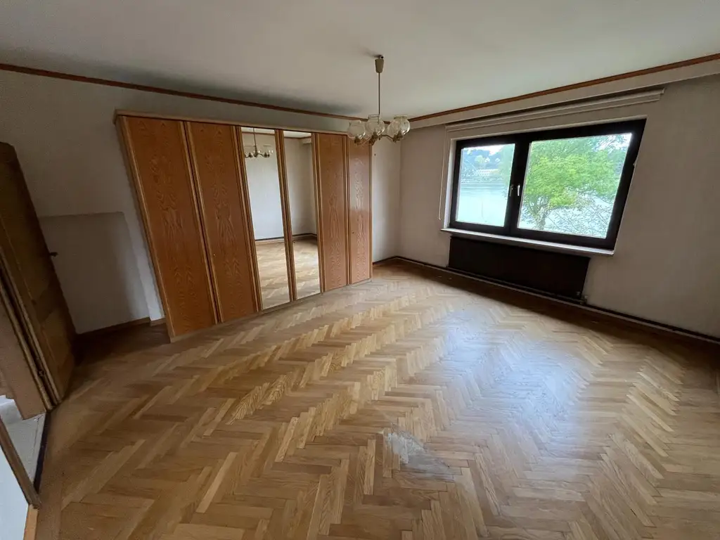 Bieterverfahren - Jetzt anmelden! Idyllisches Haus mit 2 Wohneinheiten in einzigartiger Lage an der Donau Persenbeug Zentrum