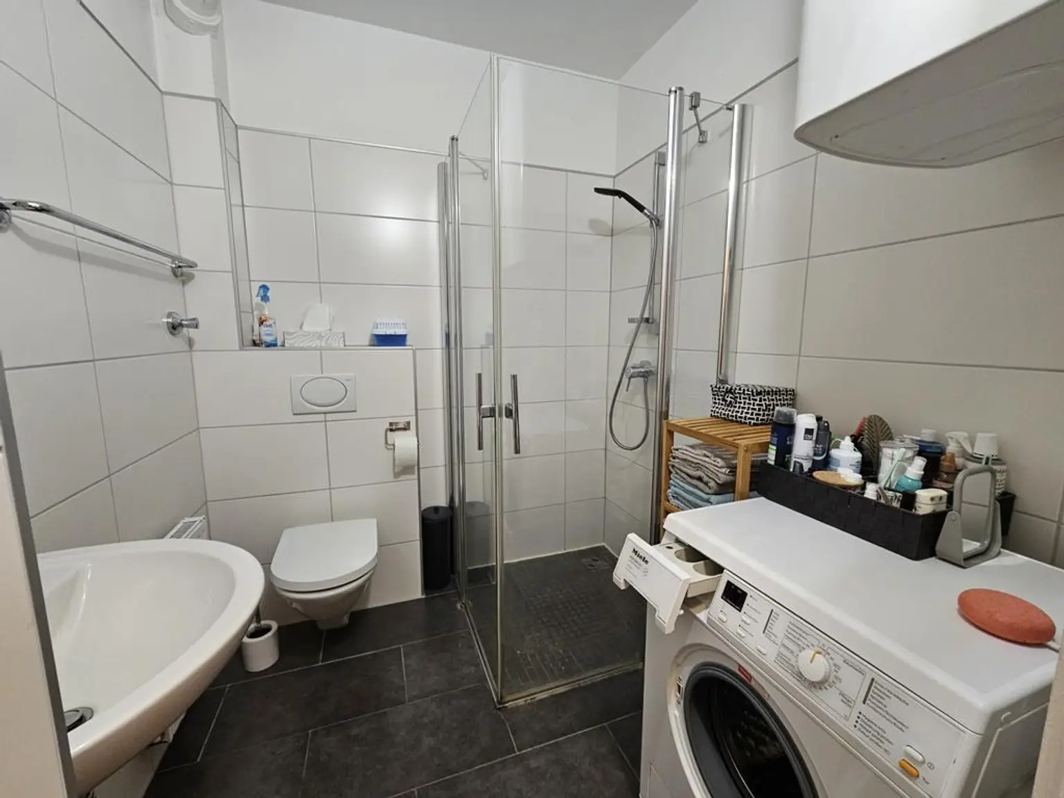 Sonnige, teilmöblierte 2-Zimmer Whg. in der Plentznerstraße