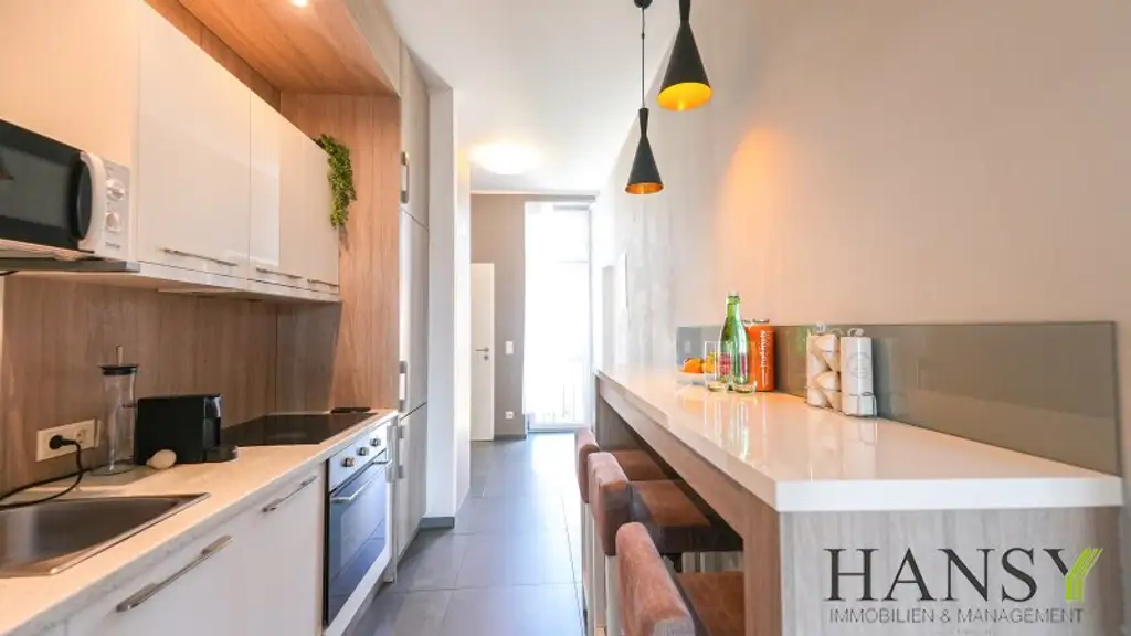 Charmante vollmöblierte 3 Zimmer Wohnung mit Lift!