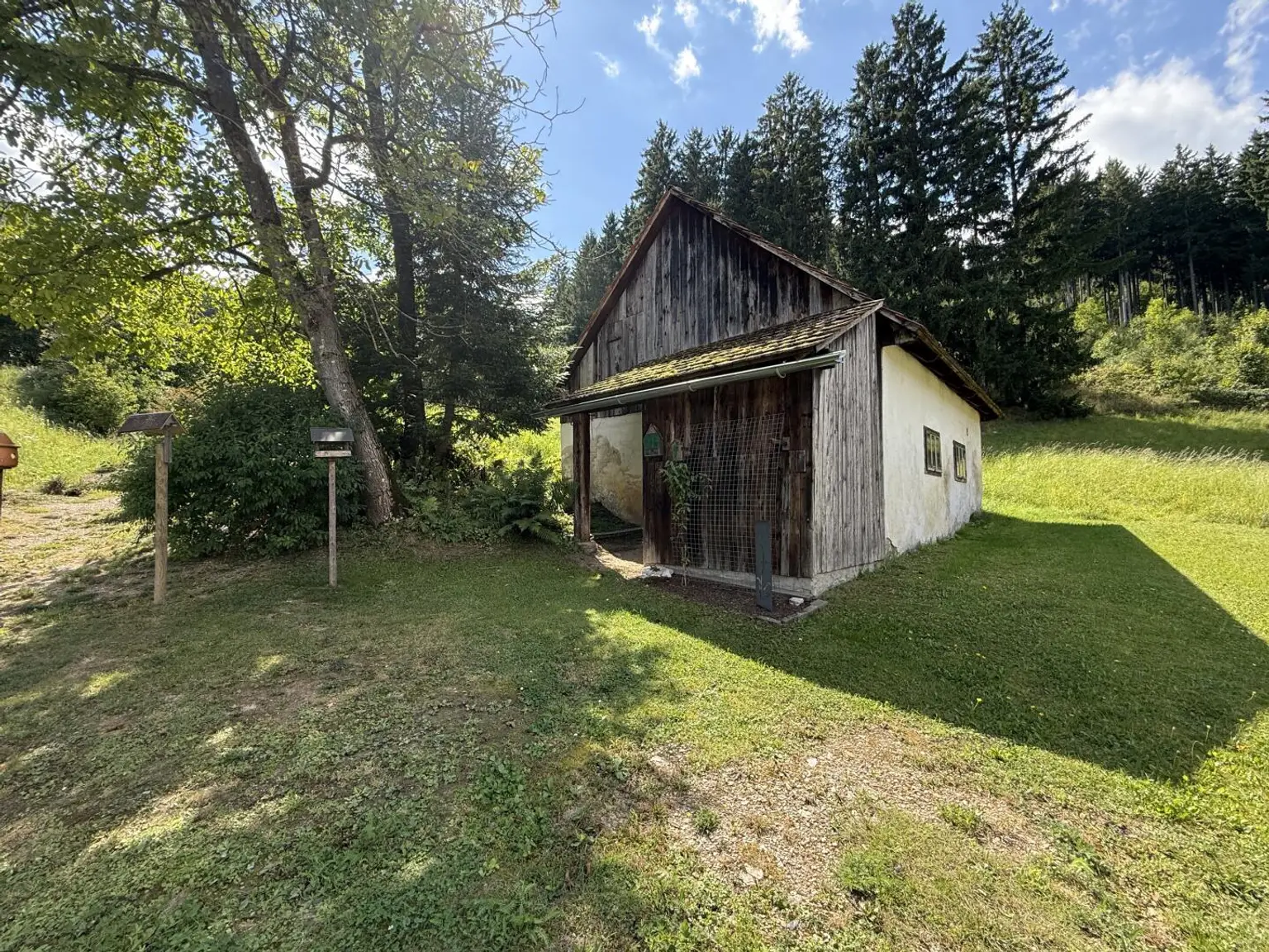 Übelbach, Wohnhaus zum sanieren mit großem Grundstück in Grünlage