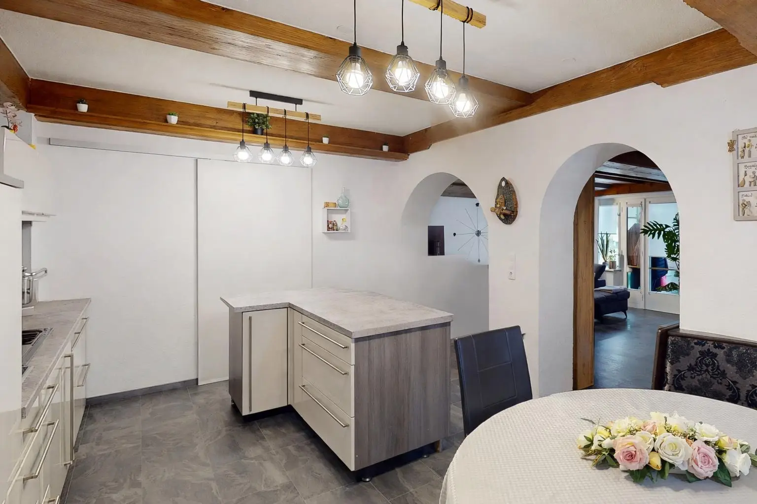 Tarrenz - Wohnung - Kochen-Essen