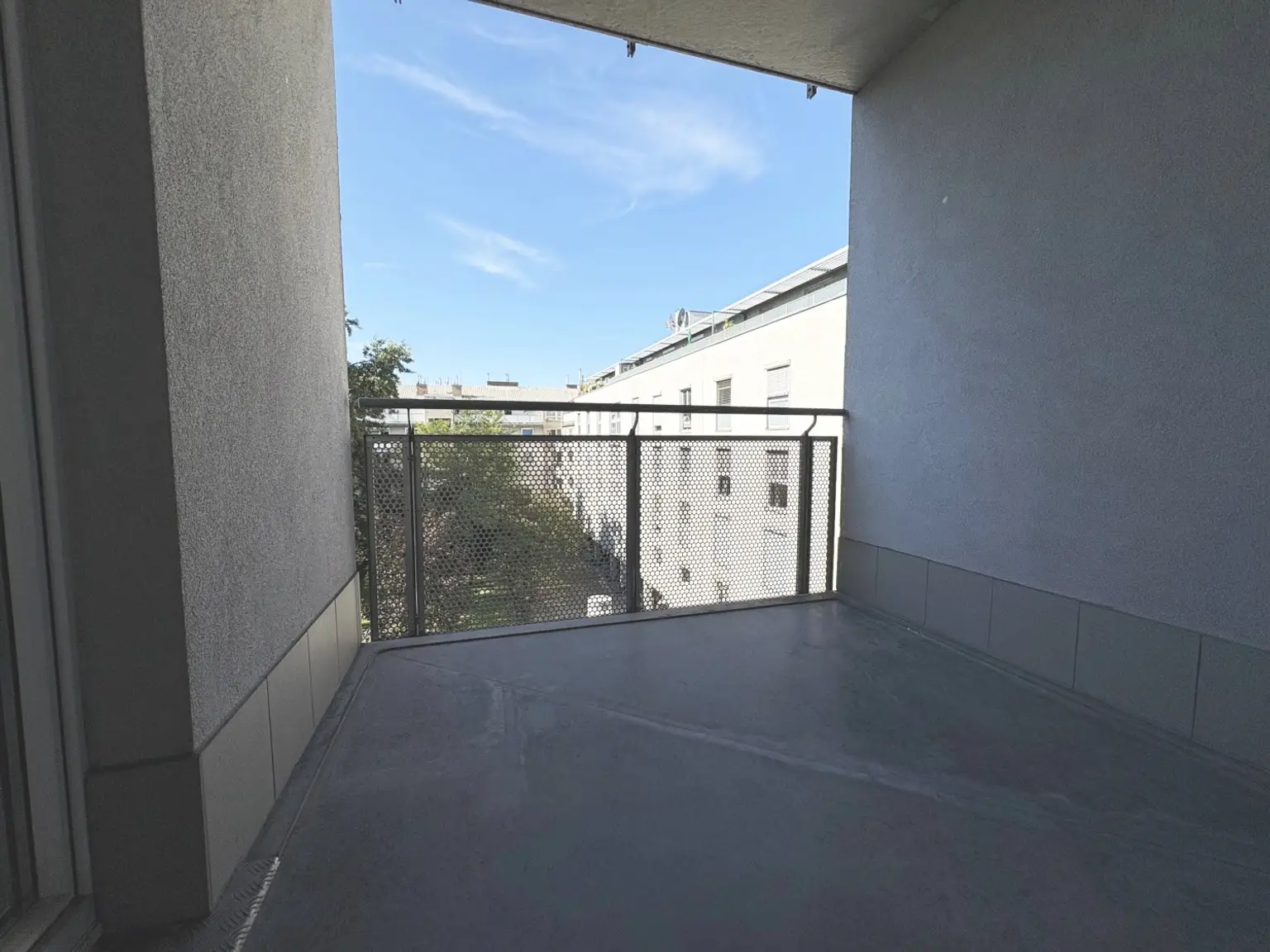 Loggia I
