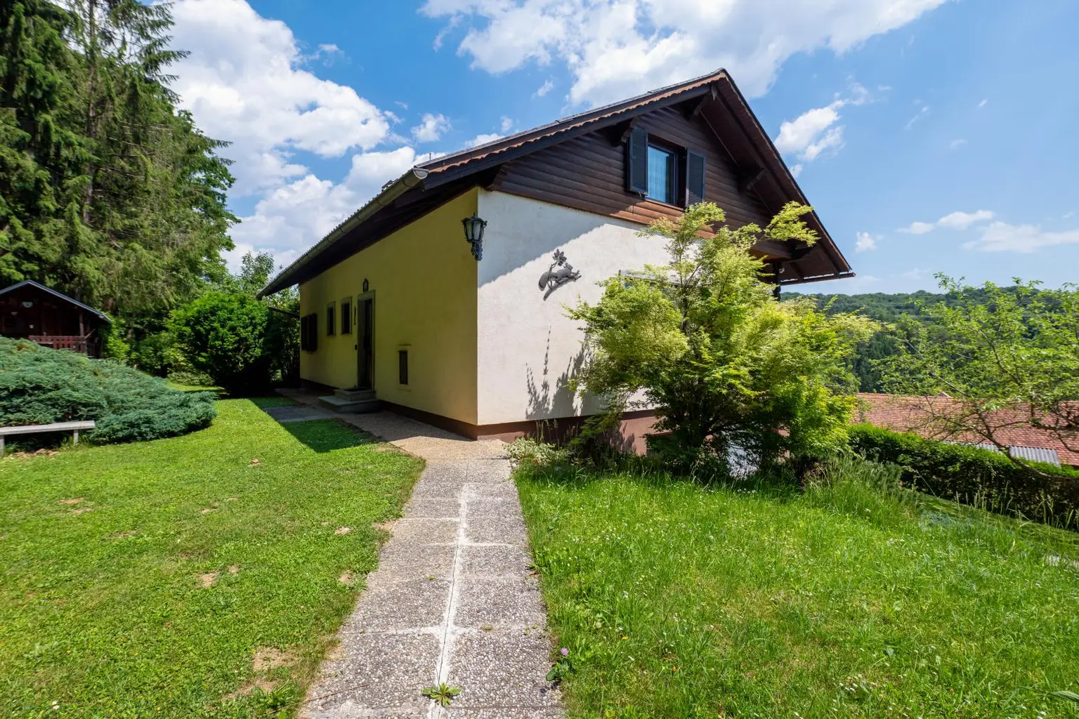 Zugang von der Straße