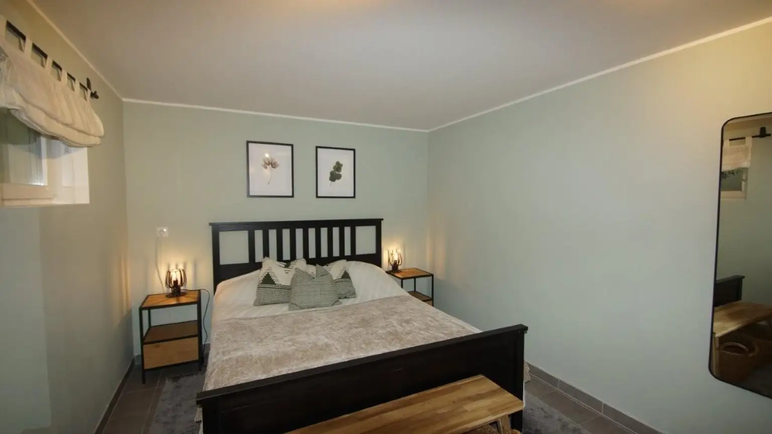 32 Gästezimmer Keller RH 1220