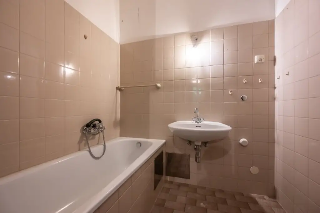 ++NEU++ Gepflegte 2-Zimmer Neubauwohnung - völlige Hofruhelage!