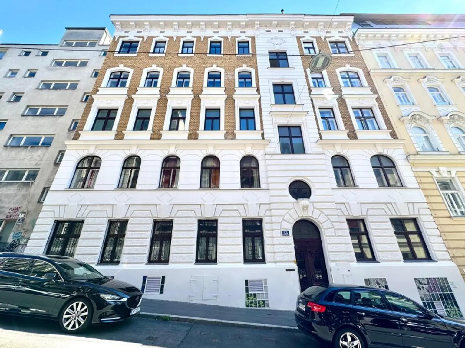 Charaktervoller Altbauflair trifft zeitgemäßen Wohnkomfort – Charmante Wohnung in begehrter Lage