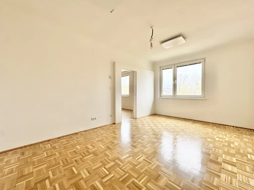 ERSTBEZUG NACH SANIERUNG | HELLE 2 ZIMMER | GRÜN-RUHELAGE