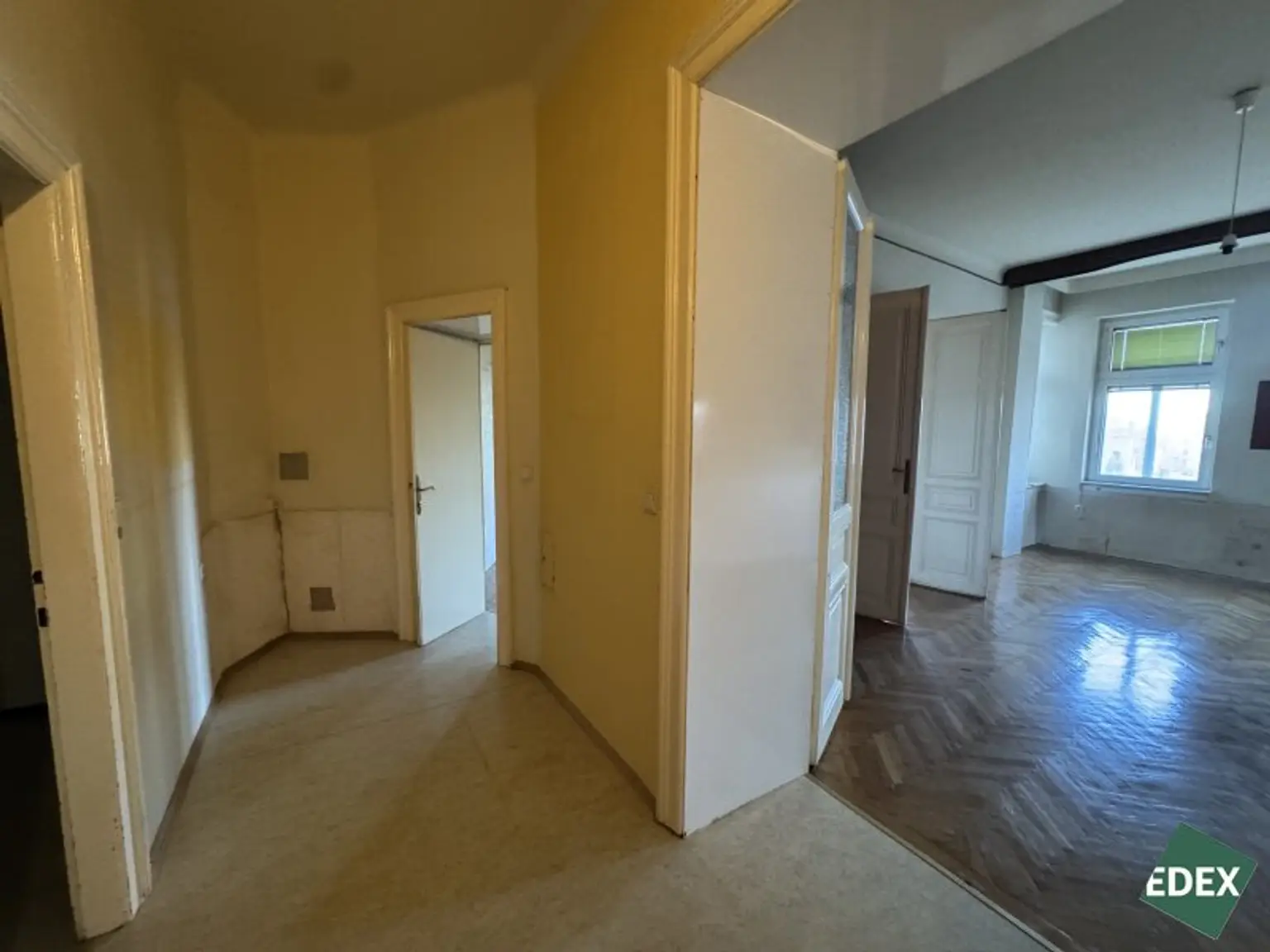 Wohnung mit Potential: Sanierungsbedürftige 3-Zimmer Wohnung am Währinger Gürtel - nähe U6