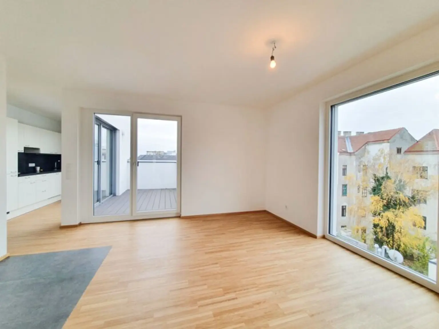 Hochwertige DG-Wohnung mit 3 Terrassen in der Staudgasse
