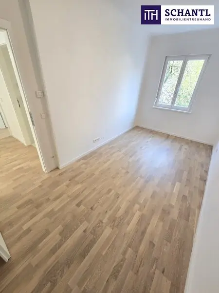 Rasenmäher statt Straßenlärm! TOP saniert + Herrlicher Eigengarten + Hofseitiger Balkon + Viel Grün + Viel Lebensqualität + Absolute Ruhelage + Ideale Raumaufteilung! Besser geht´s nicht! Nicht lange zögern...