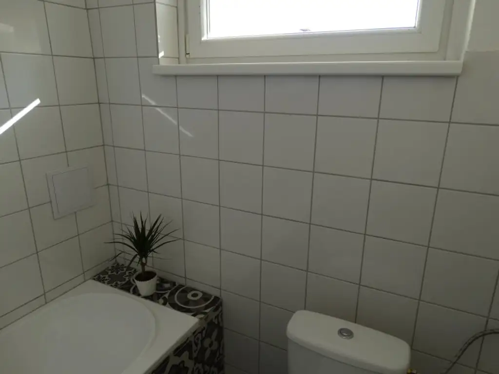 KLEINE ABER FEINE WOHNUNG AM RANDE VON MÖDLING