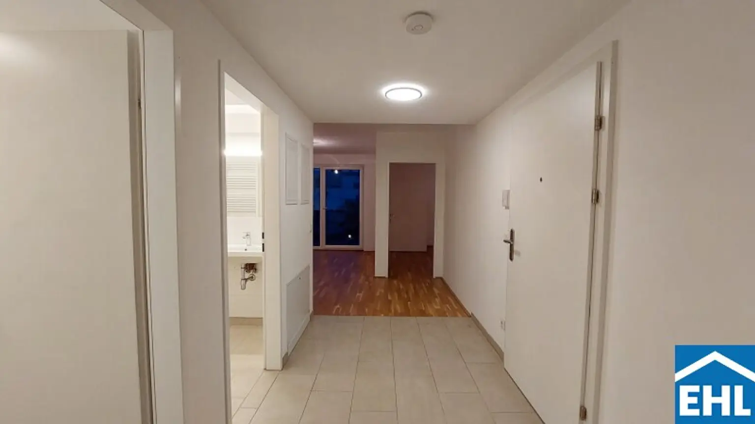 3-Zimmer-Wohnung mit 10m² großen Balkon & sehr guter Infrastruktur nahe der Donauinsel