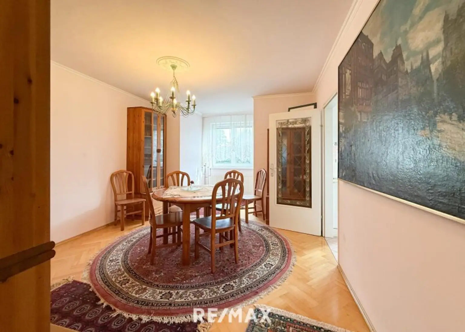 Absolut ruhige Familienwohnung im Herzen von Hetzendorf mit Loggia