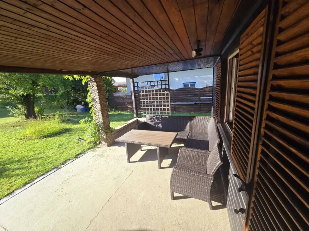 + SOMMERAKTION - EINMALIGE CHANCE + Ferienhaus am Neufelder See - Möglich auch als Zweitwohnsitz - paar Minuten vom Badesee entfernt - Privatstraße um nur € 44.900,-