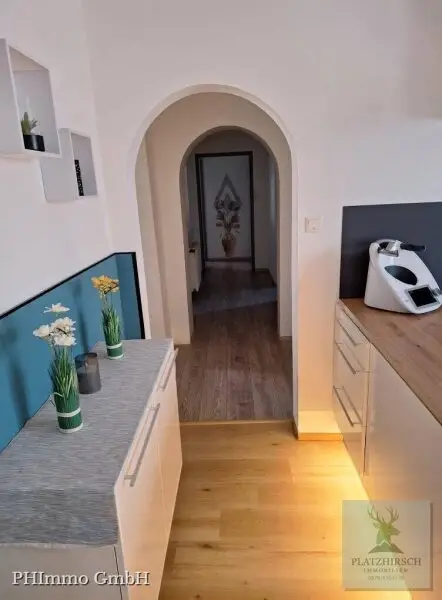 NOTVERKAUF !! Klein-Harras, renoviertes Multifunktionshaus, 30 Minuten von Wien Donaustadt