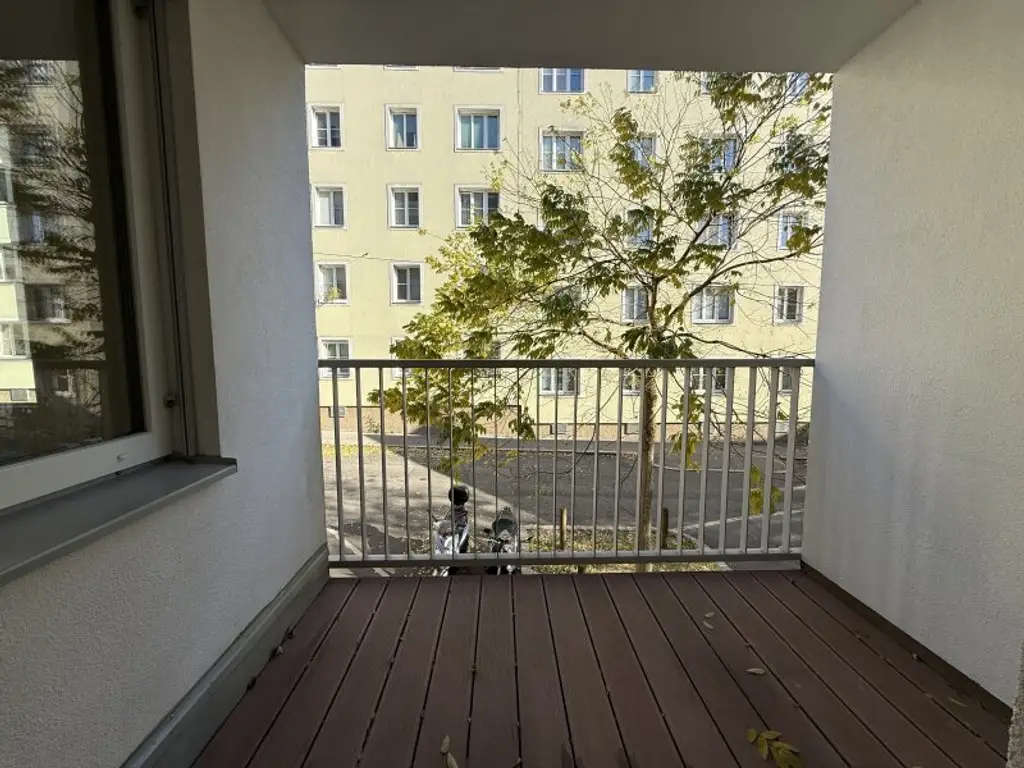 schöne 2-Zimmer Wohnung in ruhiger Lage mit guter Infrastruktur- nahe U4 Hietzing - ab 01.01.2026