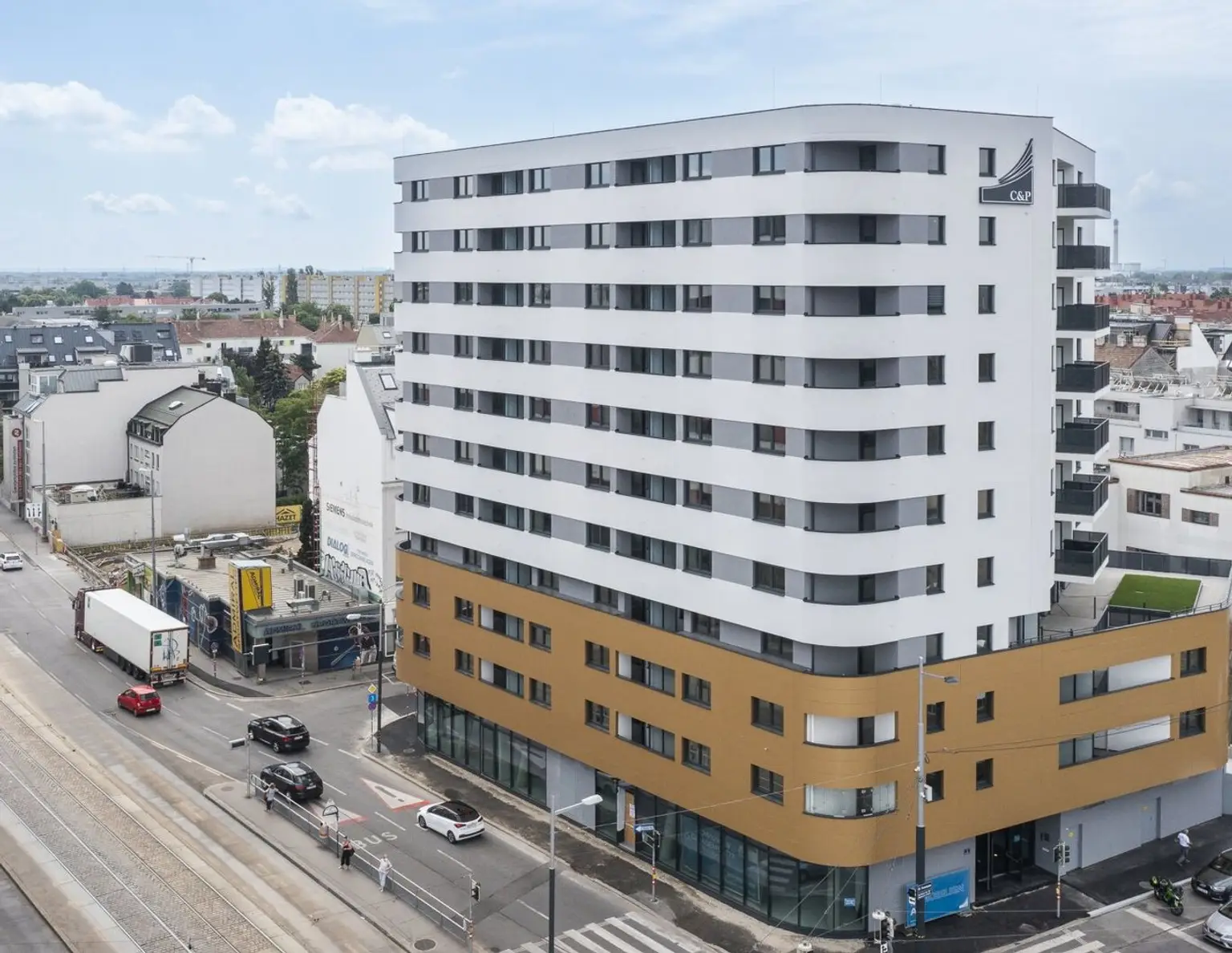 Neuwertige vermietete 3-Zimmer-Wohnung inkl. Westbalkon am Genochplatz