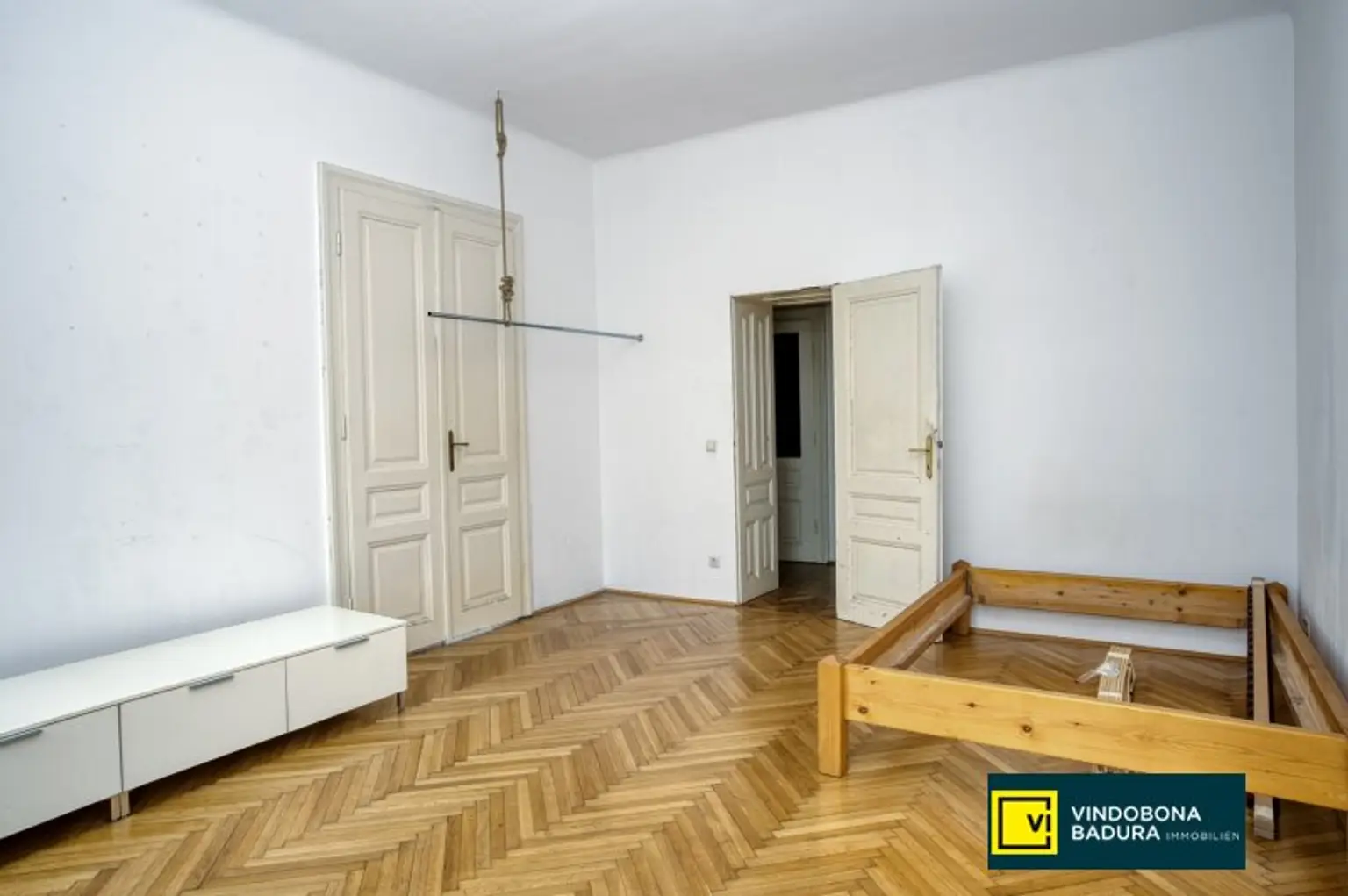 Stil. Lage. Möglichkeiten | 3-Zimmer Altbau mit optimaler Raumaufteilung