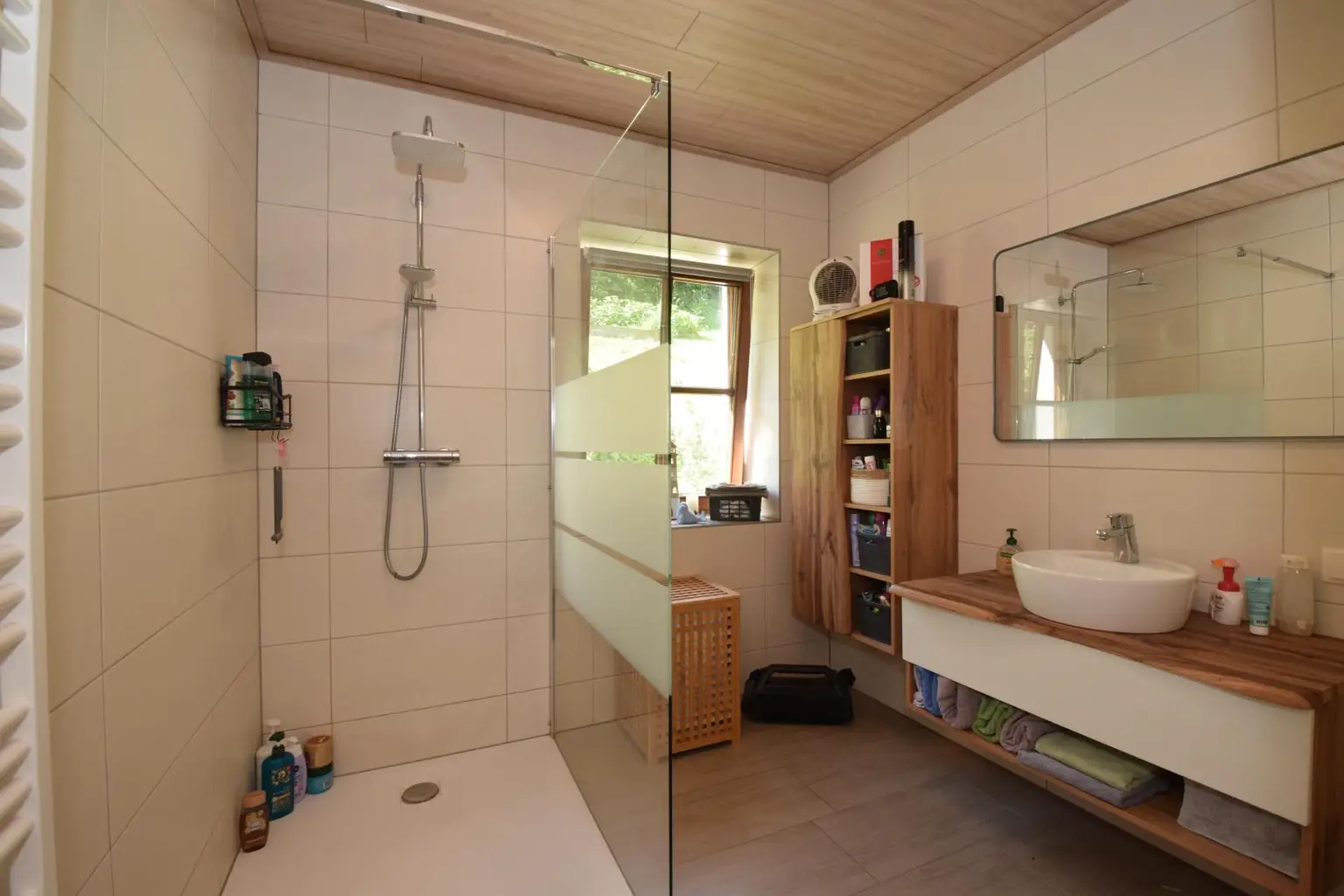 Badezimmer Erdgeschoß